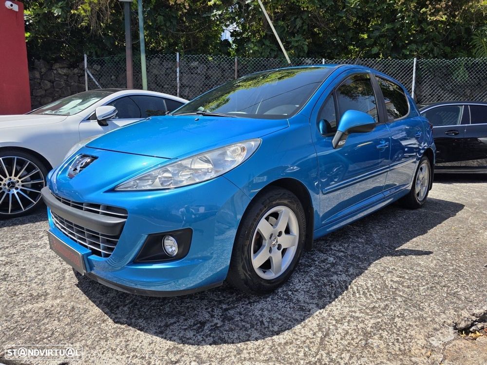 Peugeot 207 1.4 16V Trendy - 1
