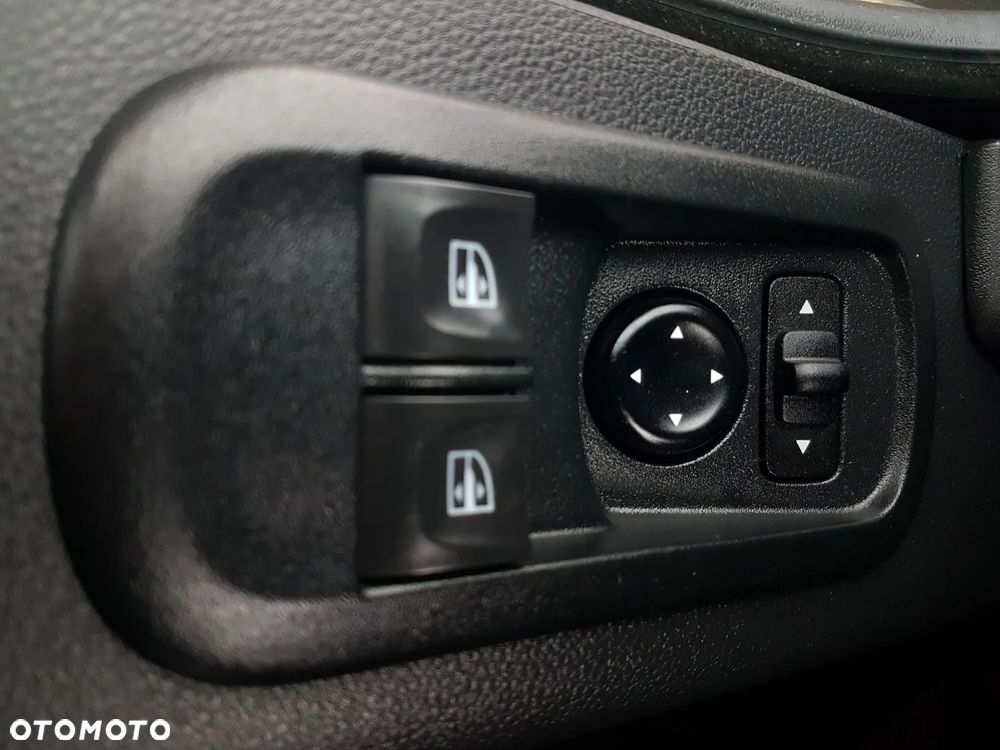 Renault MASTER 8EP CHŁODNIA MROŹNIA 4,22x2,10x2,01 IZOTERMA AGREGAT THERMO KING V-500 MAX GRZANIE ZASILANIE Z SILNIKA + ELEKTRYCZNE KRAJOWY - 10
