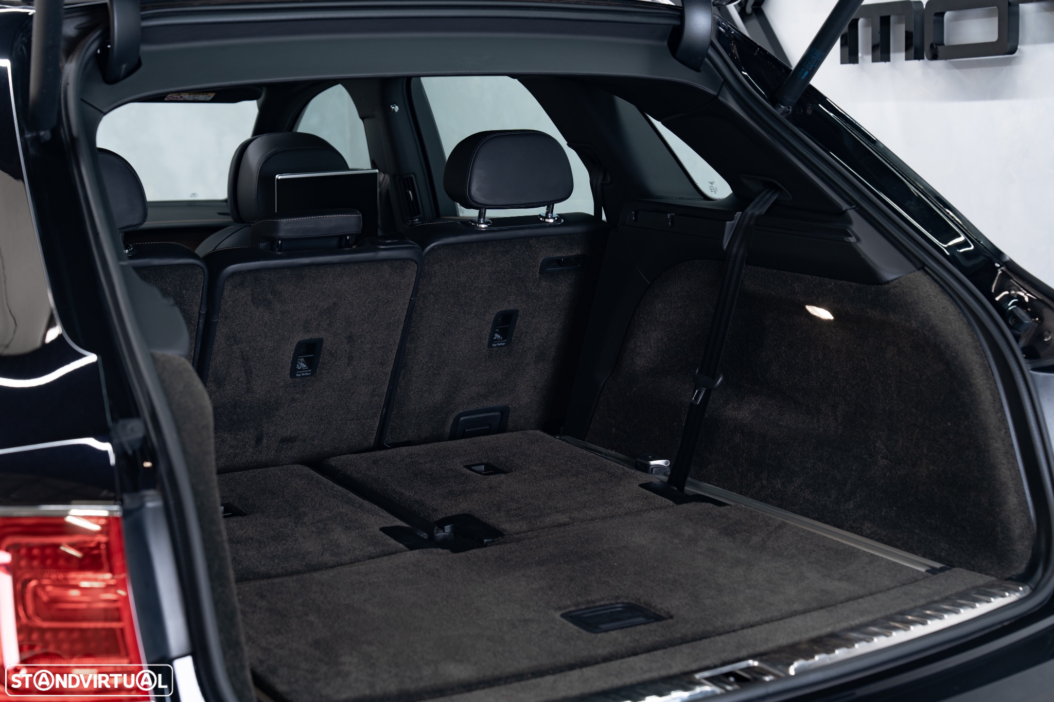 Bentley Bentayga V8 - 14