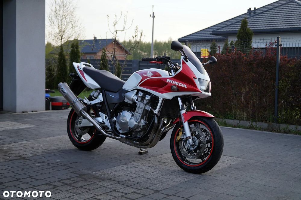Honda CB - 4