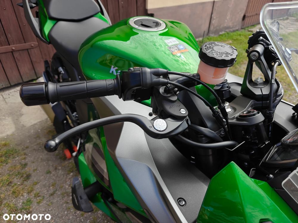 Kawasaki Ninja 1000 SX - 15