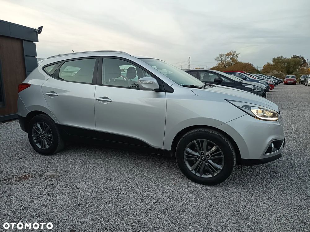 Hyundai ix35 1.6 2WD UEFA EURO 2012 Edition - 9