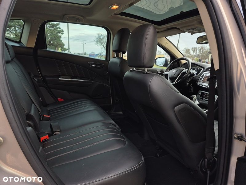 Lancia Delta 1.6 MultiJet 16v Gold - 9