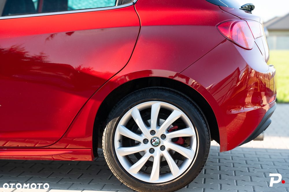 Alfa Romeo Giulietta 1.6 JTDM 16V Turismo - 4