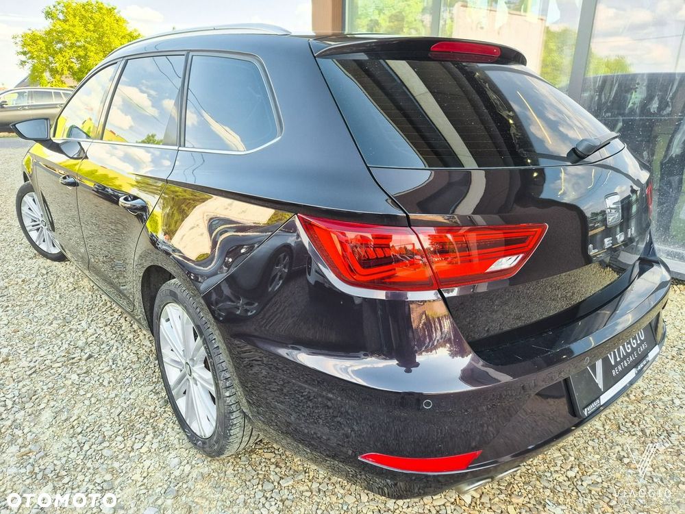 Seat Leon 2.0 TDI DSG Xcellence - 4