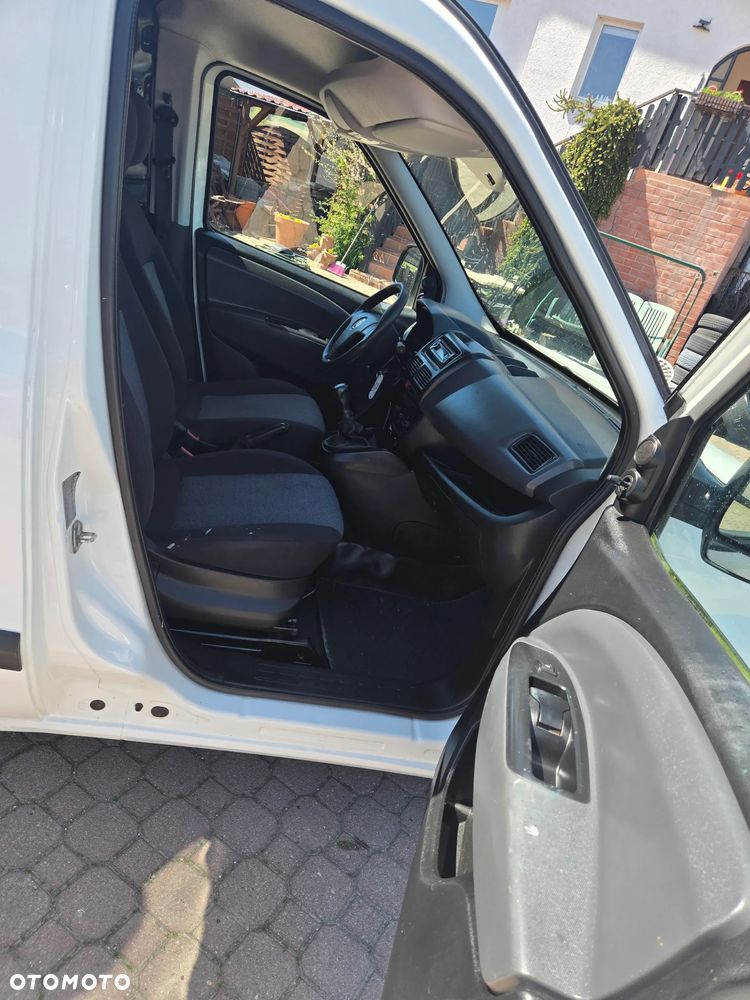 Fiat DOBLO 1,3 M JET - 11