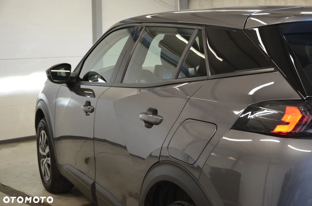 Peugeot 2008 - 11