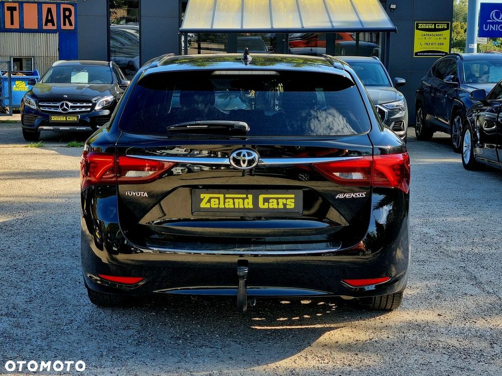 Toyota Avensis 2.0 D-4D Premium - 6