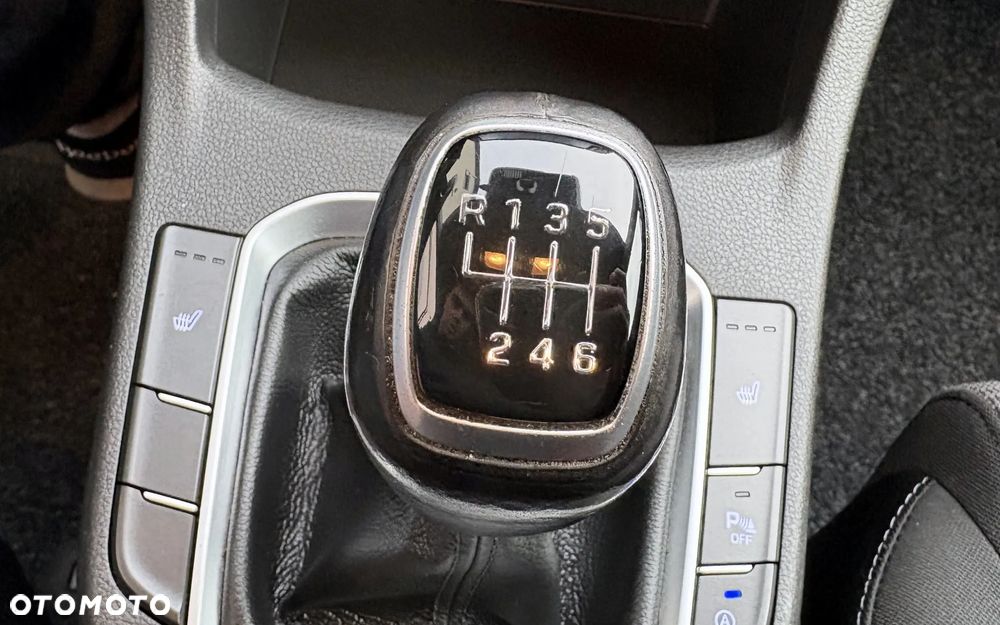 Hyundai i30 1.4 Passion - 33