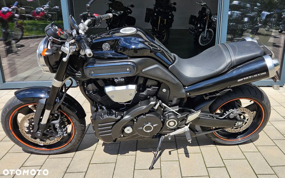 Yamaha MT - 3