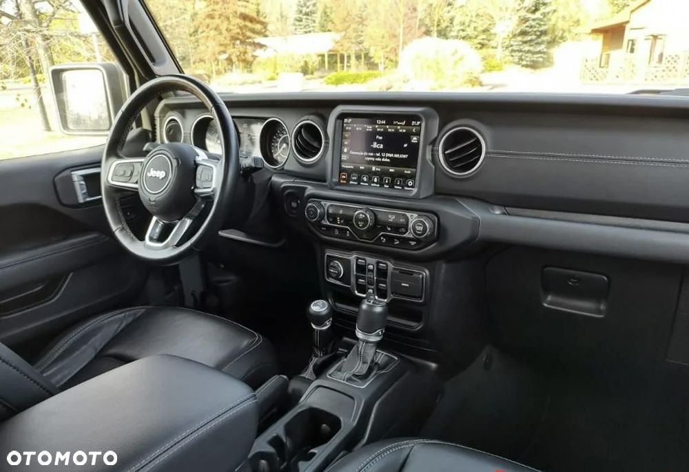 Jeep Wrangler Unlimited 3.6 Automatik Sahara - 11