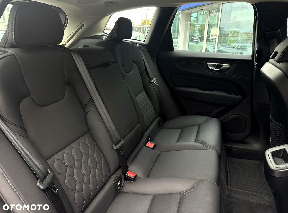 Volvo XC 60 - 28