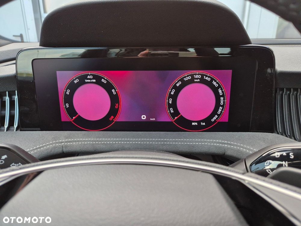 Skoda Superb 2.0 TSI Sportline DSG - 24