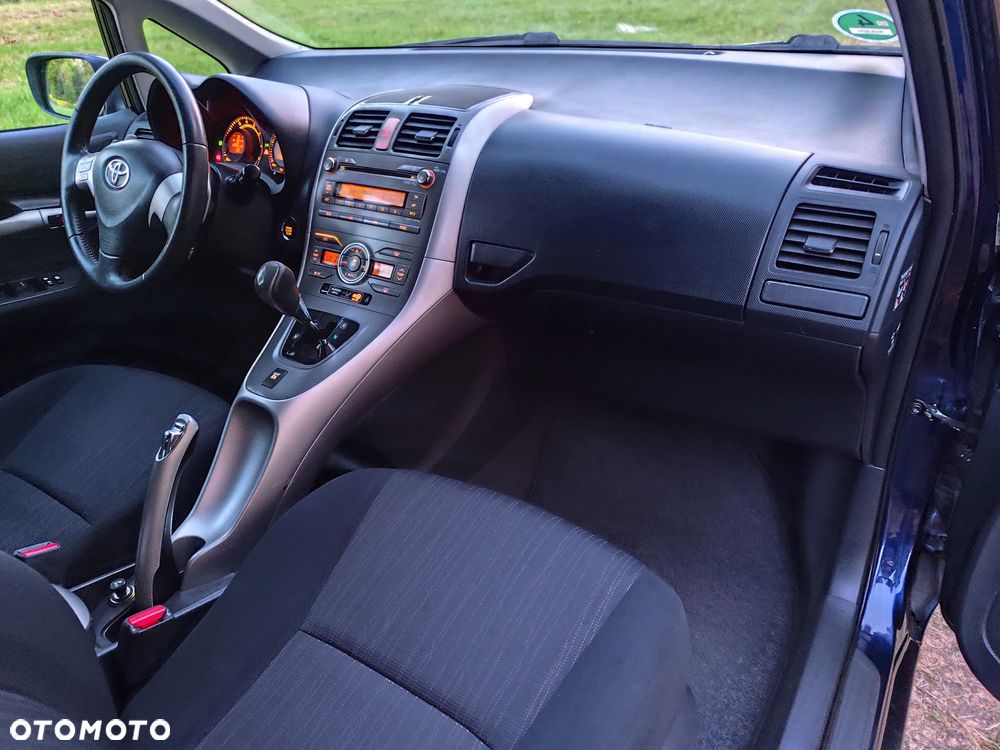 Toyota Auris 1.6 VVT-i Prestige MM - 12