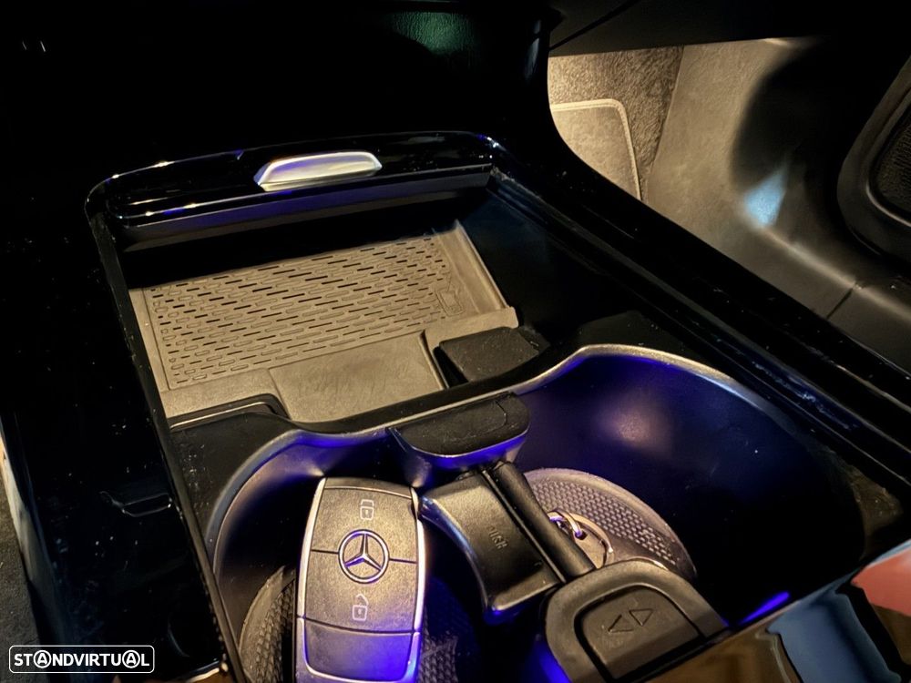 Mercedes-Benz A 250 e AMG Line - 20