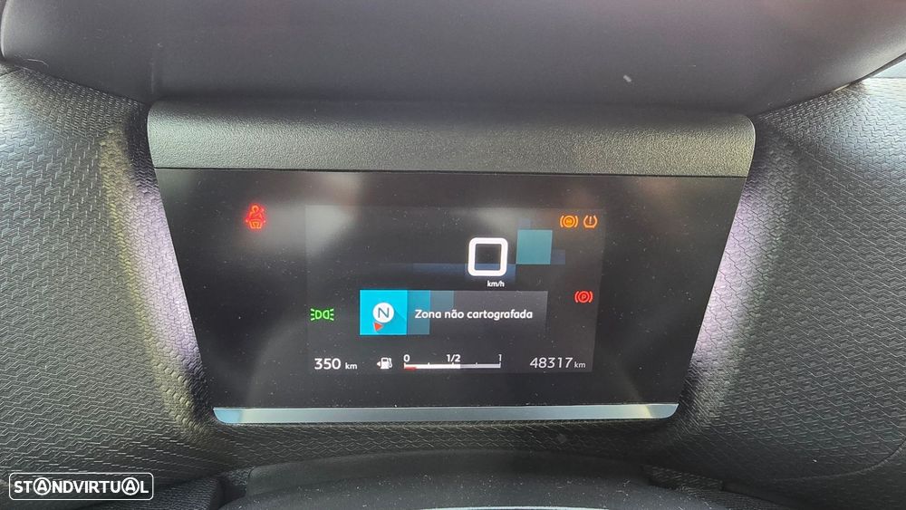 Citroën C4 1.2 PureTech Shine - 19