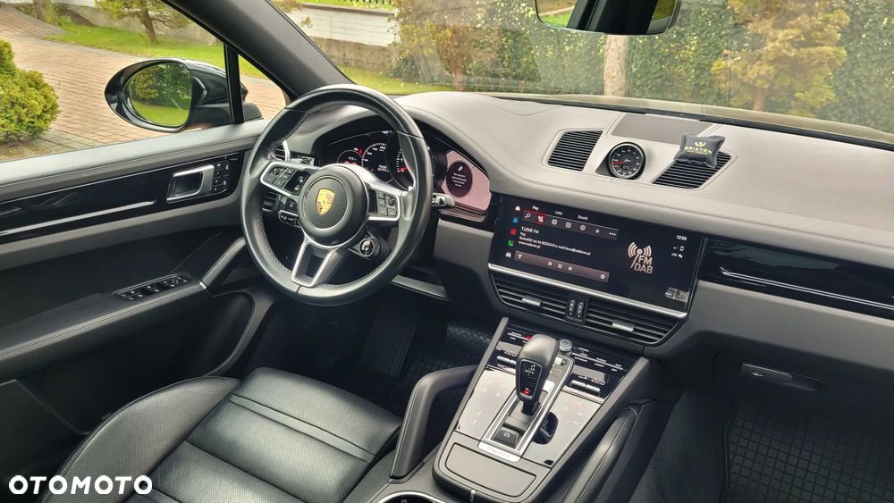 Porsche Cayenne Standard - 22