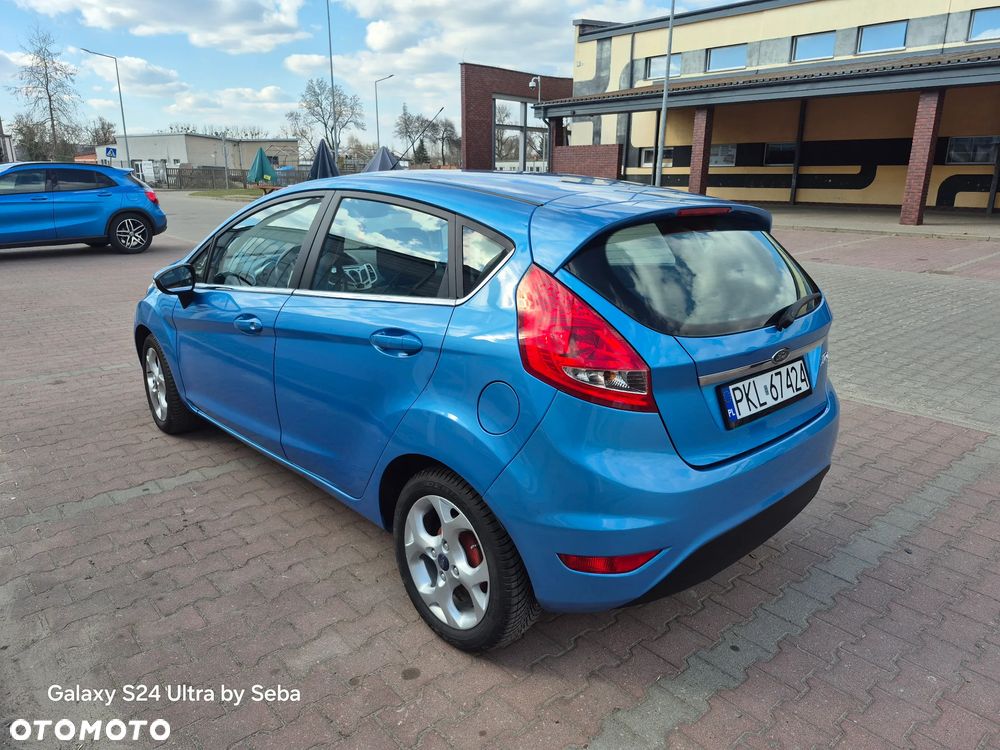 Ford Fiesta 1.4 Champions Edition - 5