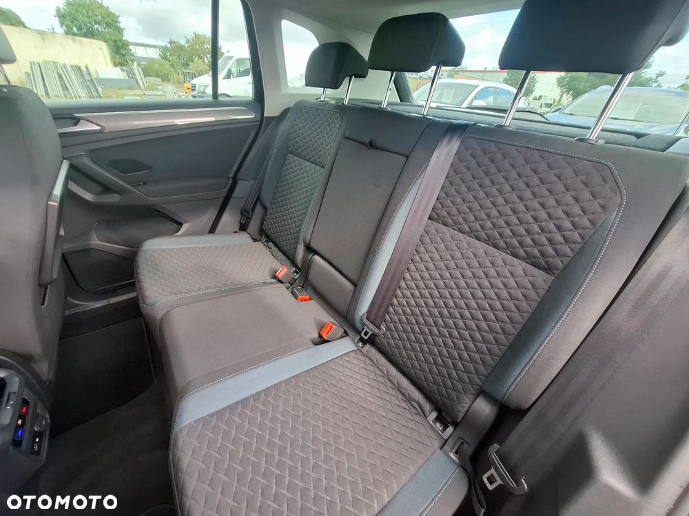 Volkswagen Tiguan 2.0 TDI SCR DSG IQ.DRIVE - 13