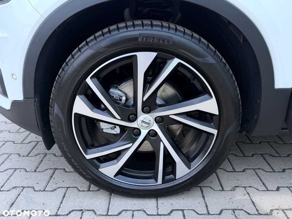 Volvo XC 40 B4 B AWD DKG RDesign - 22