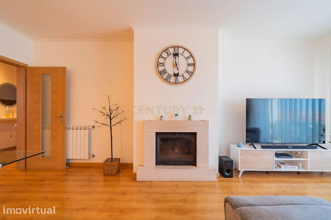 Apartamento T2 com Garagem e Espaço Exterior com Churrasqueira | Vieir - Grande imagem: 5/41