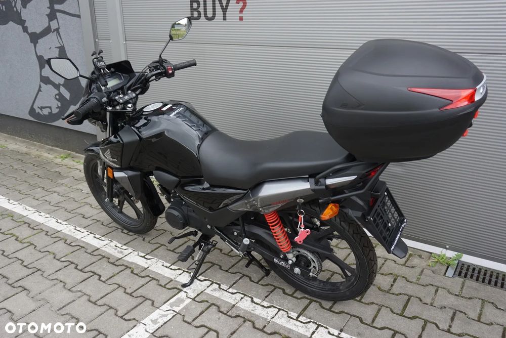 Honda CB - 12
