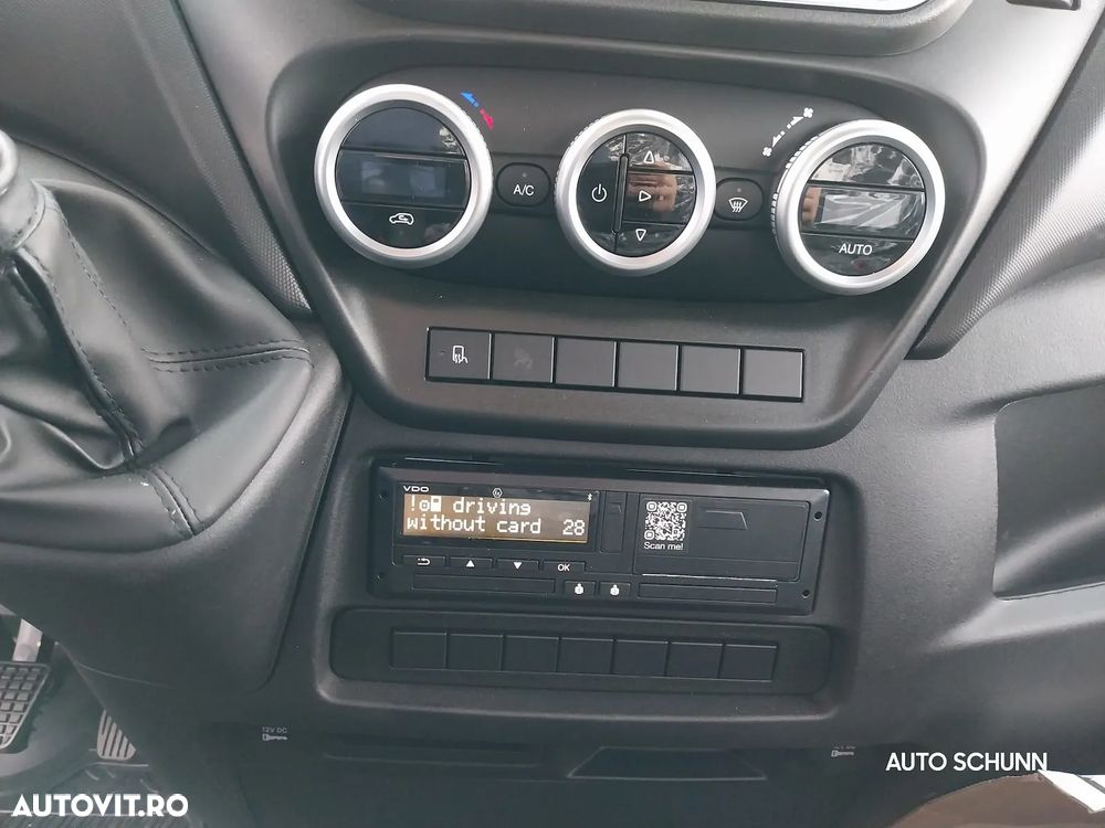 Iveco Daily 35S18H Auto transport Style & ComfortPack - 23