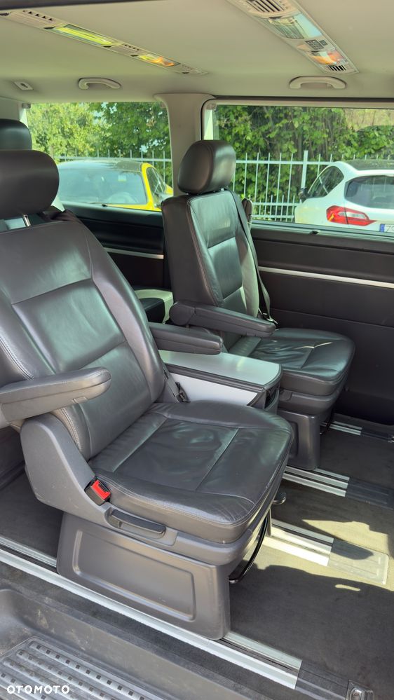 Volkswagen Multivan - 9