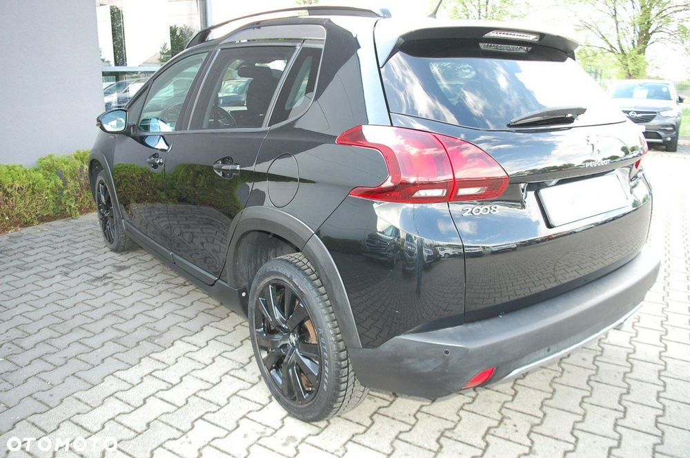 Peugeot 2008 - 12