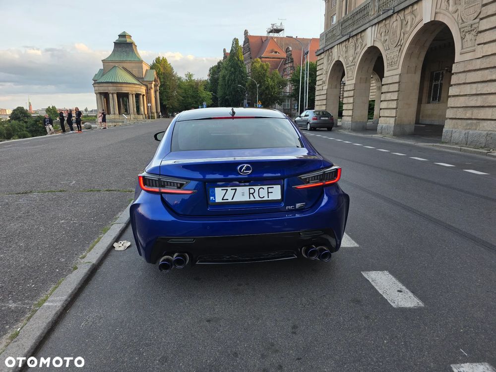 Lexus RC F Carbon - 21