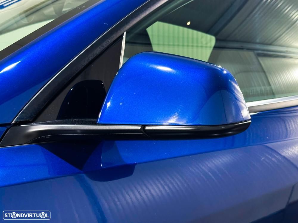 Tesla Model Y Long Range Dual Motor AWD - 16