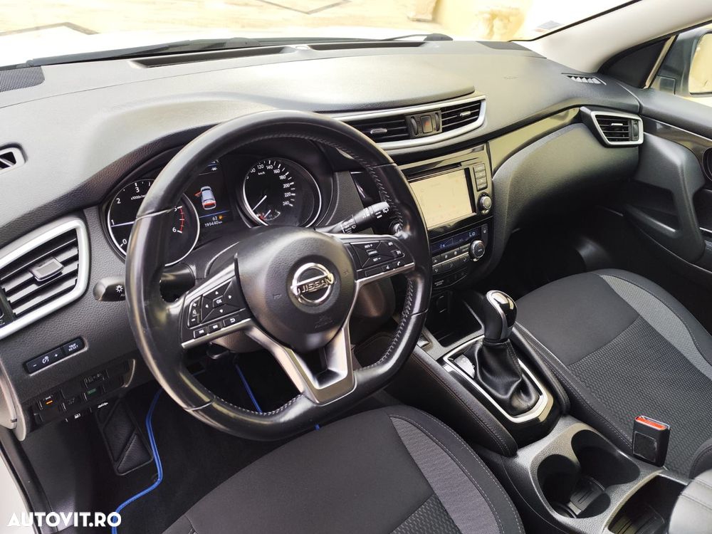 Nissan Qashqai - 11