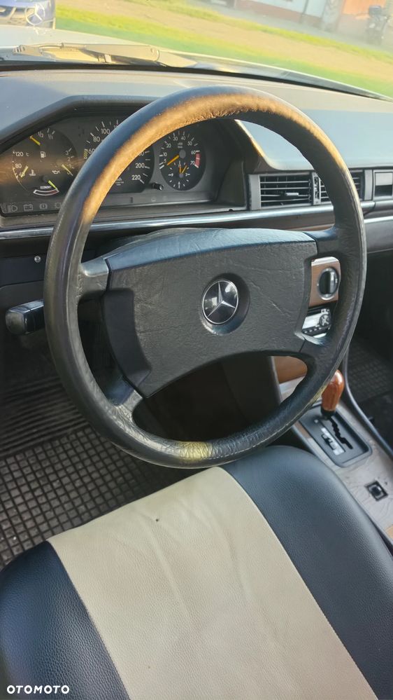 Mercedes-Benz W124 (1984-1993) - 8
