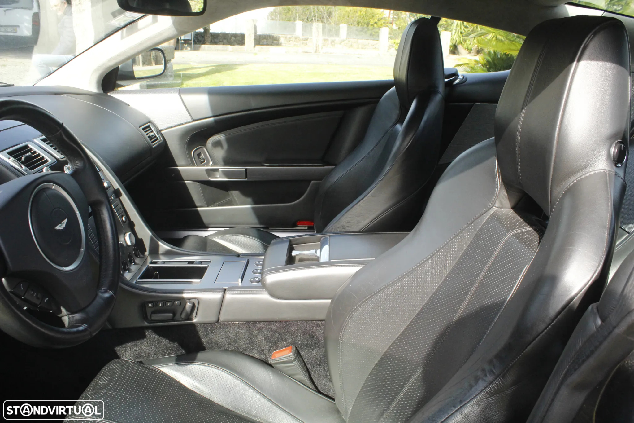 Aston Martin DB9 Coupe Touchtronic - 27
