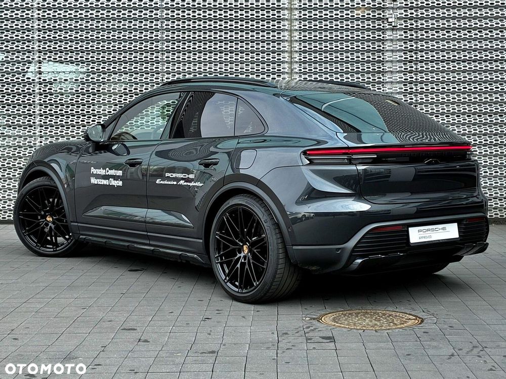 Porsche Macan - 4