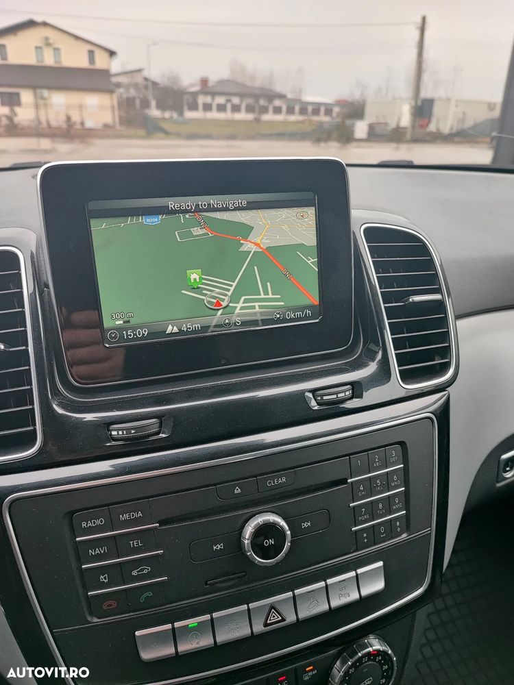 Mercedes-Benz GLE 250 d 4MATIC - 15