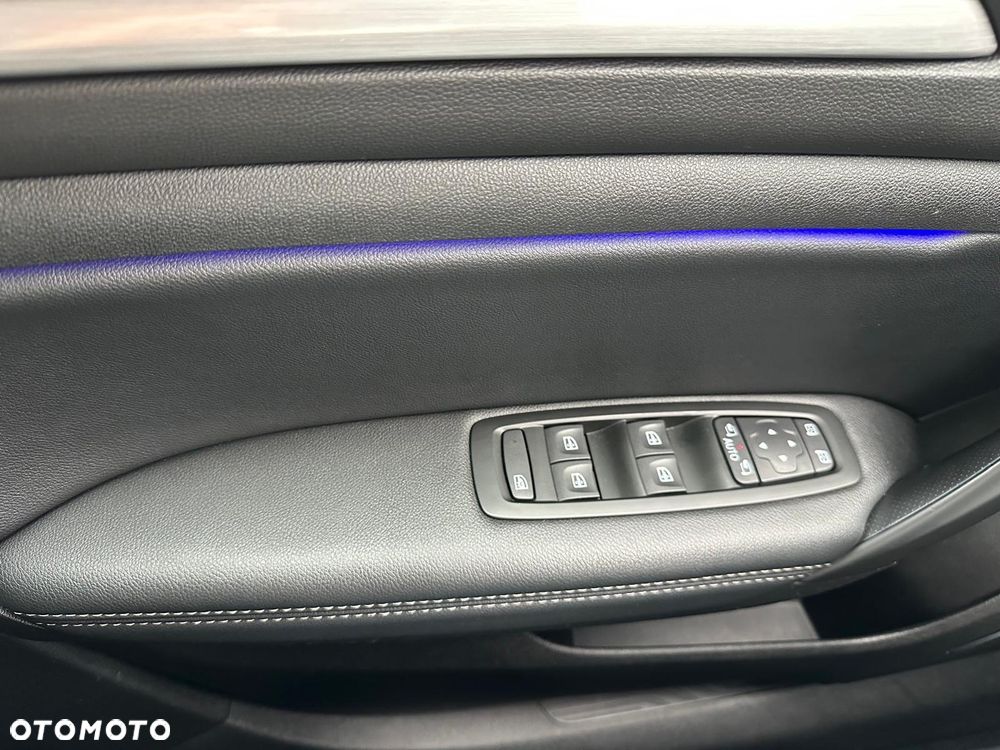 Renault Megane TCe 160 GPF EDC BUSINESS EDITION - 37