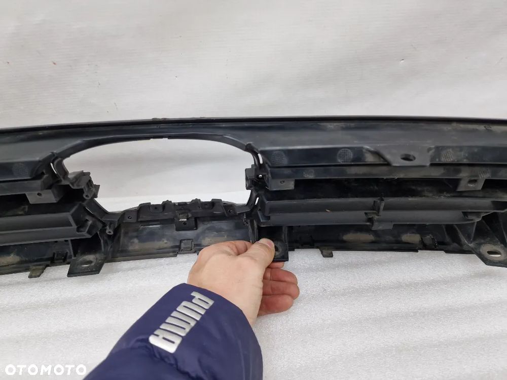 HONDA CR-V CRV CR V III LIFT 09-11 ATRAPA PRZEDNIA PRZÓD / GRILL , NR 71121-SWW-E311-M1 / 71121-SWW-E511-M1 , NR AUKCJI NG522 - 16