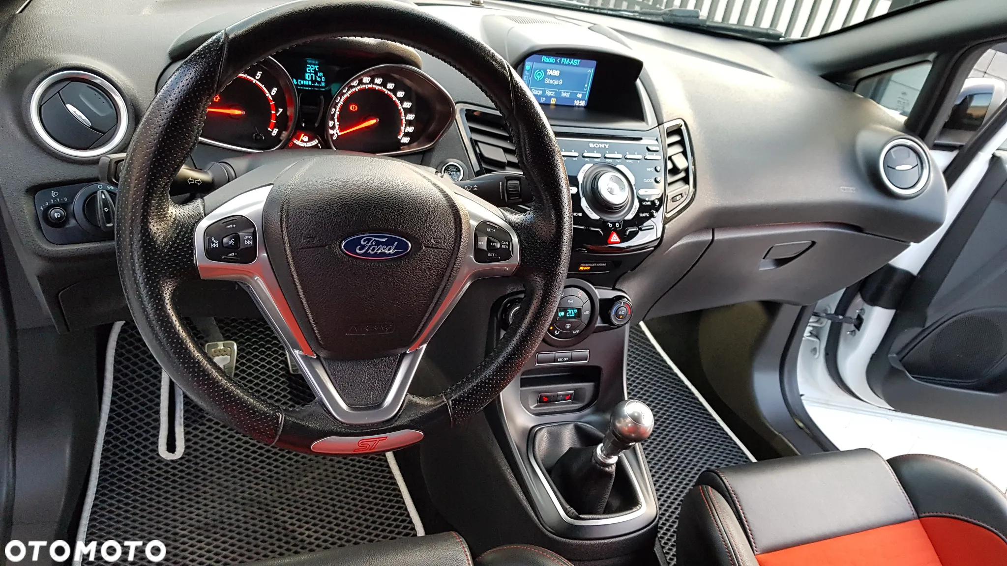 Ford Fiesta ST200 - 25