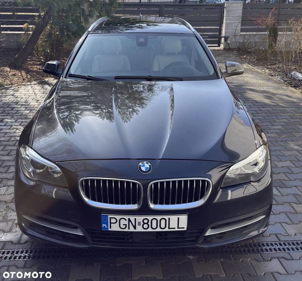 BMW Seria 5 520d xDrive - 1