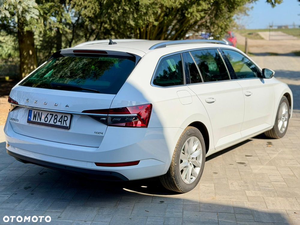 Skoda Superb 2.0 TDI SCR 4x4 Style DSG - 5