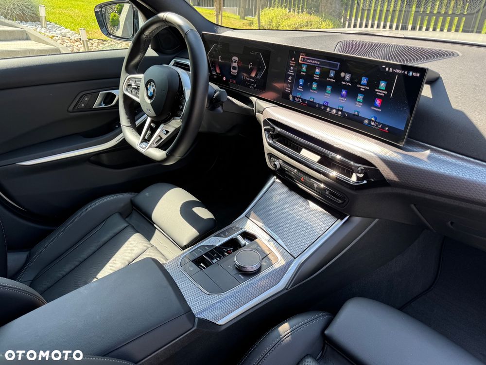 BMW Seria 3 320i M Sport - 24