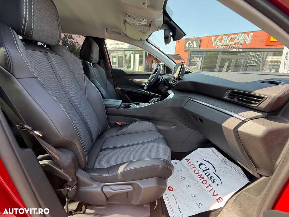Peugeot 3008 1.2 PureTech 130 EAT8 Allure Pack - 22