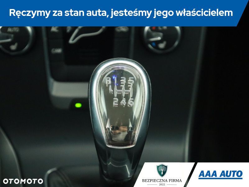 Volvo V40 - 17