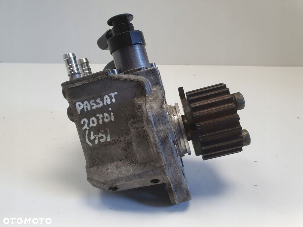VW Passat B6 2.0 TDI POMPA PALIWA Wtryskowa 0928400768 - 6