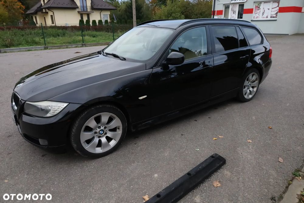 BMW Seria 3 318d - 11