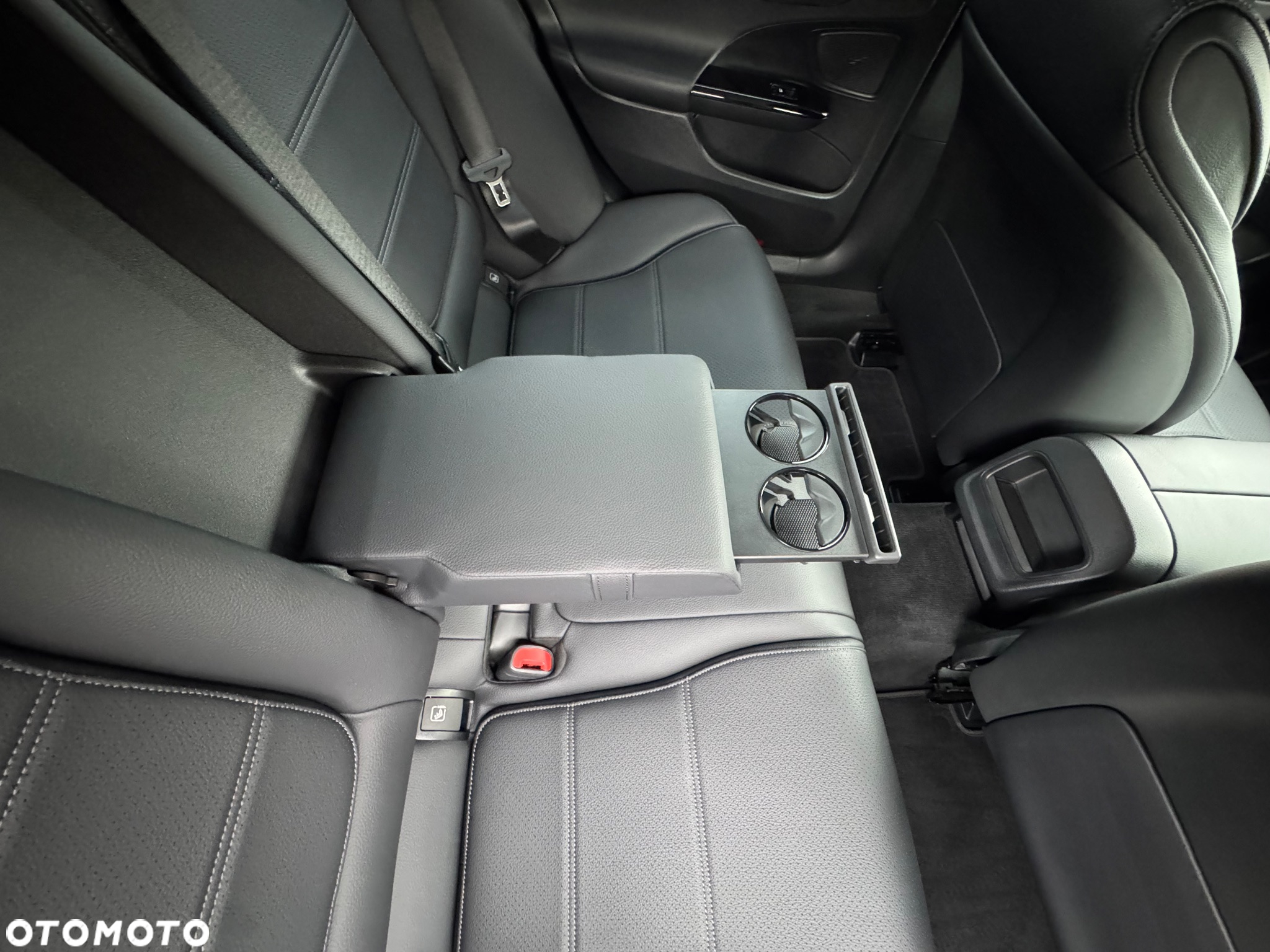 Mercedes-Benz Klasa C 220 d T 9G-TRONIC Avantgarde - 35