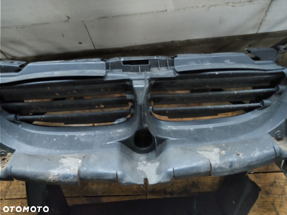Pas przedni BMW E60 E61 - 4