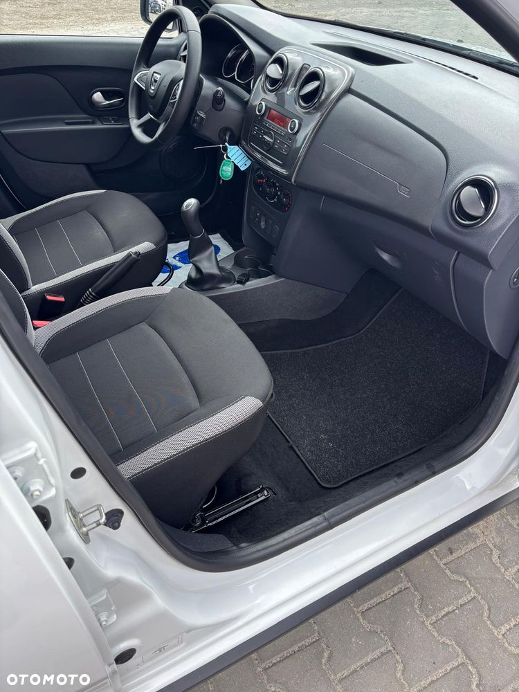 Dacia Sandero 1.0 TCe Laureate S&S - 11