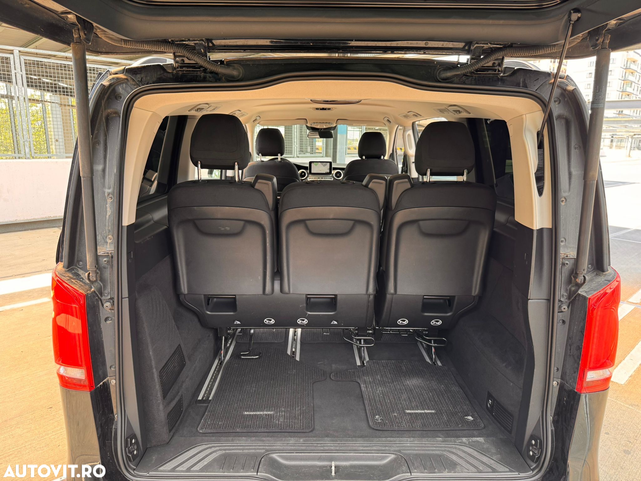 Mercedes-Benz V 250 (BlueTEC) d lang 4Matic 7G-TRONIC Edition - 18
